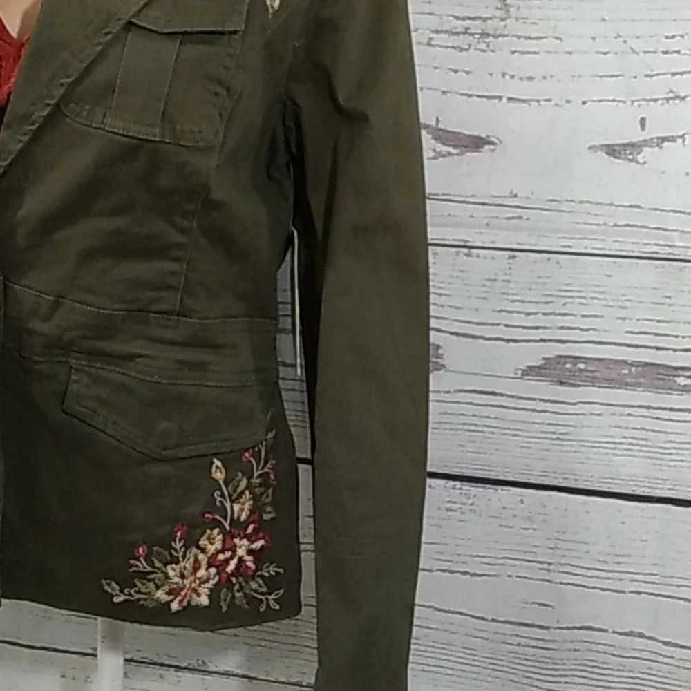 Reba Embroidered jacket - Picture 6 of 11